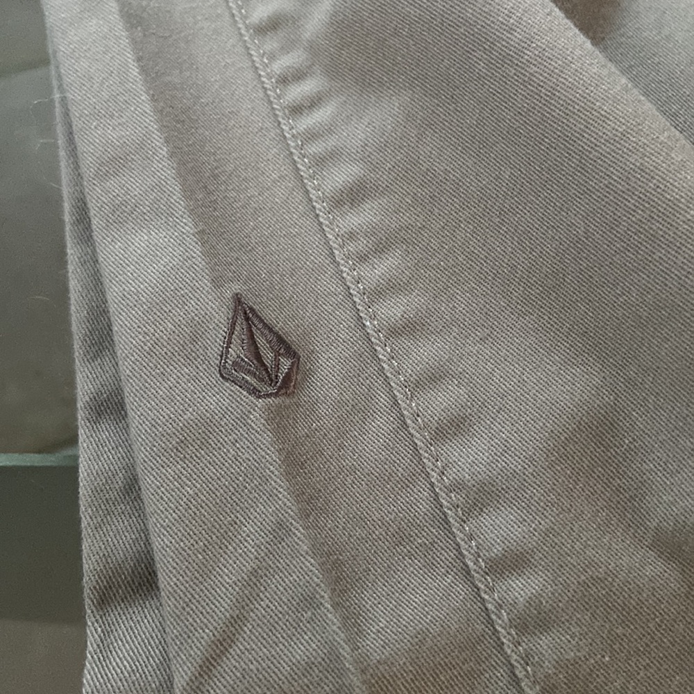 Y2K Volcom pants - Picture 10 of 12